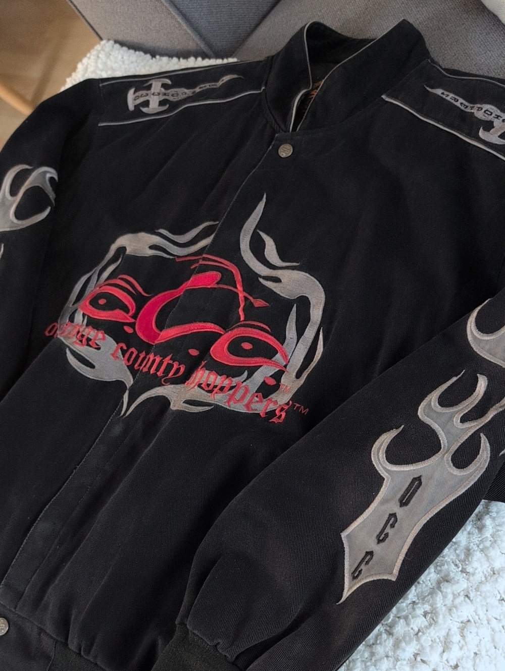 RARE Vintage X OCC Cruisers Black Graphic Bomber Jacket with Red Accent ❤️🔥